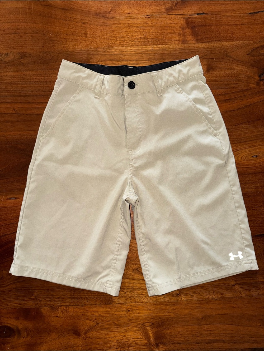 Boys Under Armour Golf Shorts Size 14